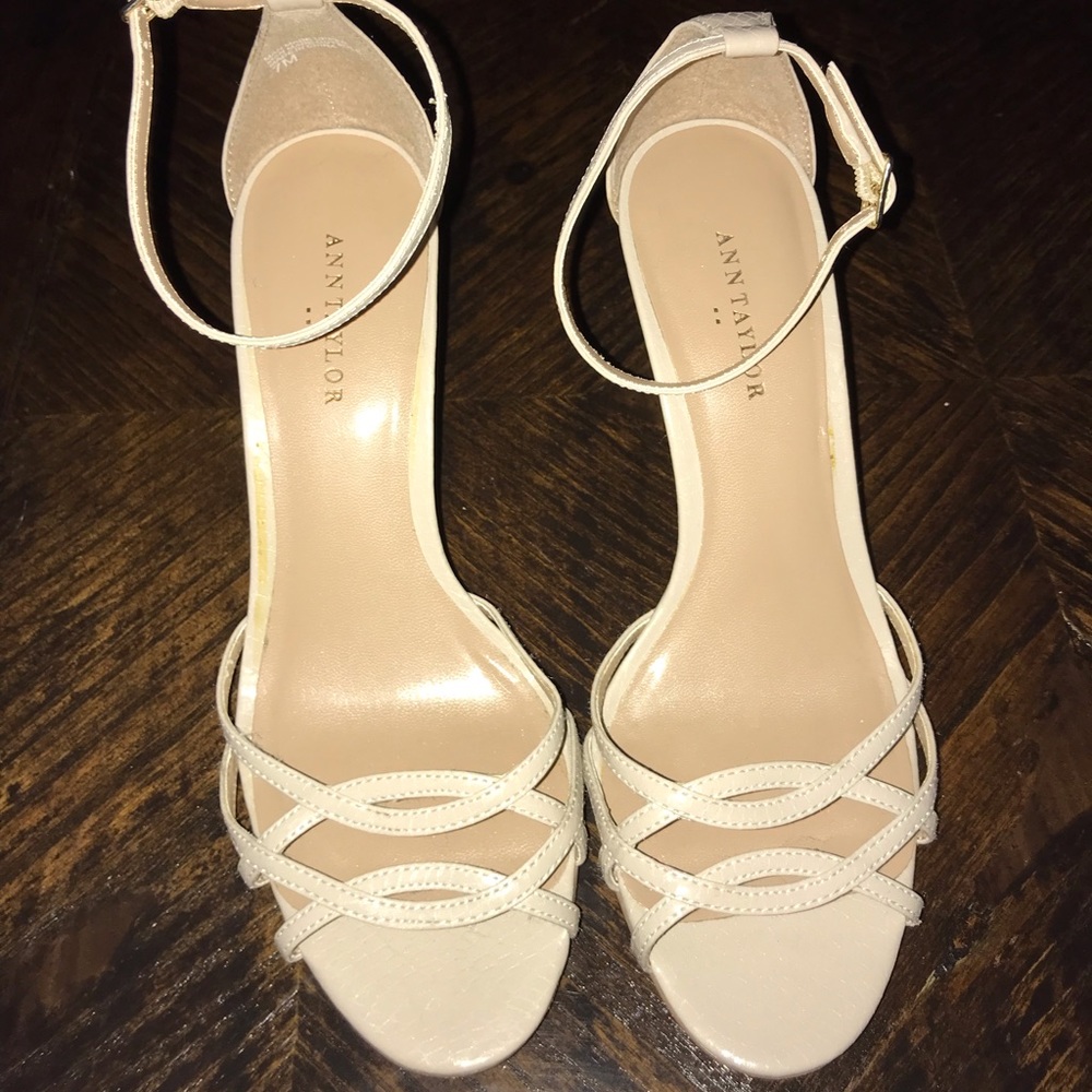 Ann Taylor wedges